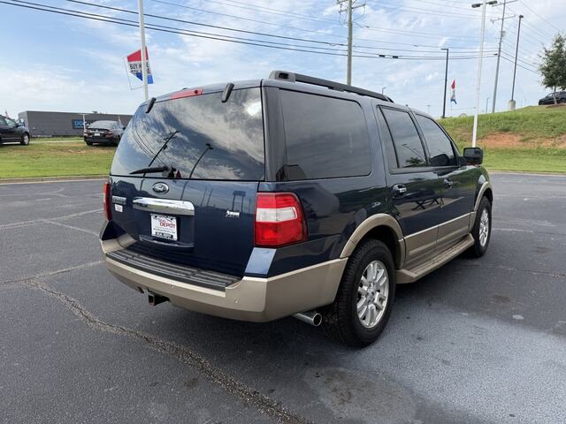 Ford Expedition - rear passenger-side view