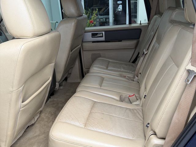 Ford Expedition - rear seating